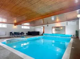 3 Bed in Holsworthy oc-89790