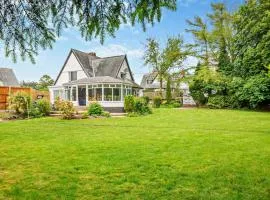 4 Bed in Beaumaris oc-94501