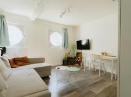 Bright Apartment with Private Terrace