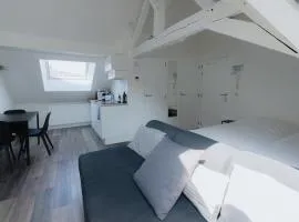 Modern Loft Apartment with Cozy Vibes