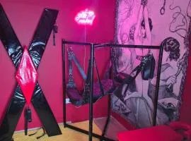 BDSM red room apartment studio