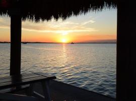 B405 Moon Bay, hotell i Key Largo