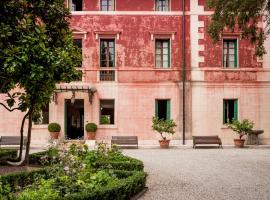Villa Dei Cipressi Wine Resort, hotel em Sona