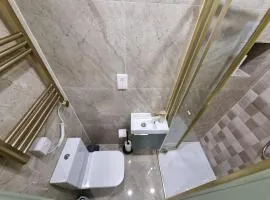 Greenford Studios 17 min to Wembley Stadium