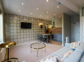 The Links Apartments - Overlooking Newark Market Place