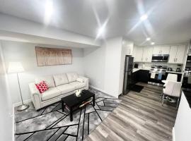 Luxury One Bedroom Suite in Brighton, hotel i Saskatoon