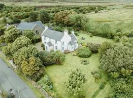 Thomas Telford Lettings - Luxurious Interiors and Seaviews