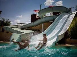 Camping 4 étoiles - Piscine - ccbecdi