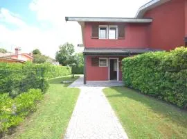 Villa vicina al mare Centro Sportivo Albarella