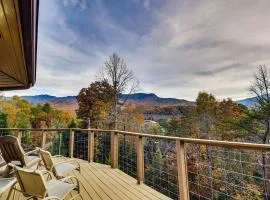Gatlinburg Cabin Hot Tub, Fire Pit & Smoky Mountain Views