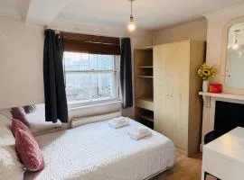 Cozy room near Vauxhall station