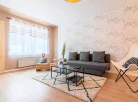 Ravissante New 3 chambres Roubaix: Roubaix şehrinde bir otel