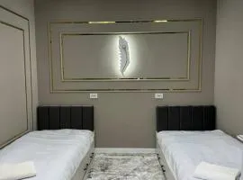 Qonaq House недалеко от мавзолея Ясави