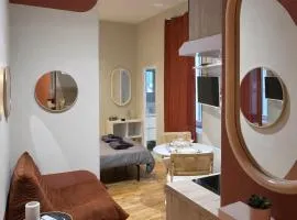 Le Laguiche Chic Modern Studio