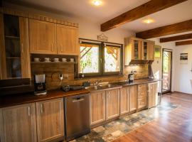 Domek Umilenia, hotel sa Mrzygłód