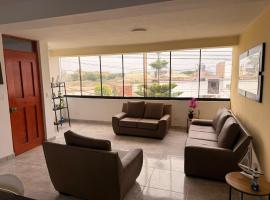 Family Apartment Steps from the Sea, Apartamento familiar cerca a la playa, hotel a Punta Hermosa