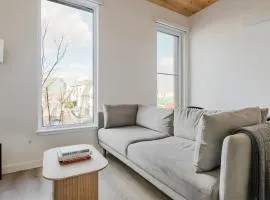 Blueground East Somerville rooftop nr Park BOS-1107