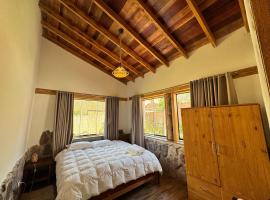 Viesnīca casa de campo con jaccuzi pilsētā Huaran