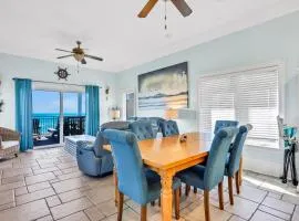 Beachfront home with pool elevator dog-friendly