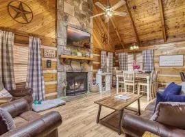 Laceys Place by Beyond Expectations w Hot Tub