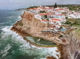 Azenhas do Mar Beach House