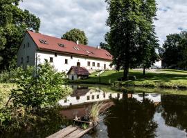 Penzion Mlyn Trestice, hôtel à Třeštice