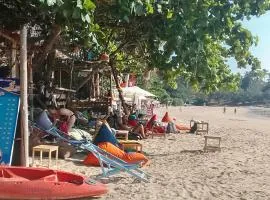 Nasaithong Beach Inn