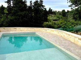 Apostolakis Stone Villa In Nipos Village, hotel in Nípos