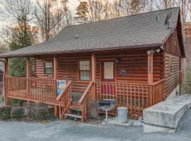 A Beary Cozy Escape by American Patriot Getaways, Hotel in Seaton Spring
