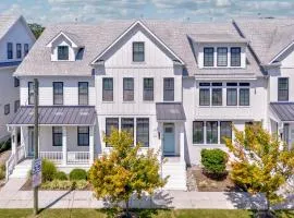 Spacious Coastal Retreat • Steps to Virginia Beach Fun