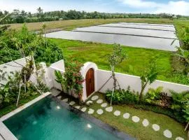 Walk to beach and restaurants - view and quiet - 2BR 3BATH