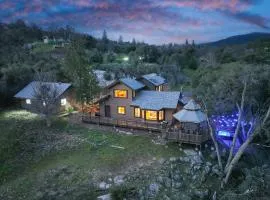 NEW Private Creekside Near Yosemite & Bass Lake