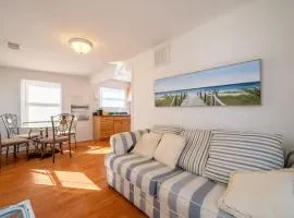 Beachside 1 Bedroom Retreat 5 Min Walk to Ocean 2 Beach Badges