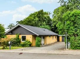 2 Bedroom Awesome Home In Lemvig
