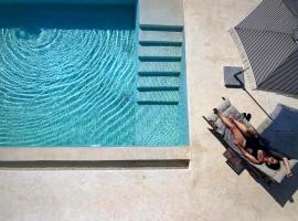 Sea and Sand Luxury Residence, hotel v destinaci Molos Parou