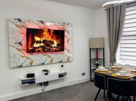 Modern 2 Bedroom Ground Floor Apartment in Dundee, Free Parking, Hotel in Dundee