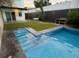 Casa SkiPhoe, hotel i Panchimalco