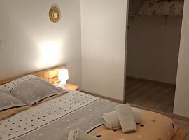 Maison t3 25 kms Agen et Waligator, hotel i Lamagistère