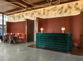 DUO Hotel Lisbon, Curio Collection by Hilton