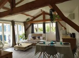 La Cabane aux Hirondelles