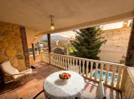 Casa El Pedernal, hotel en Basardilla