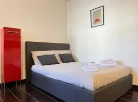 Modern Apartment near City Center and Train Station