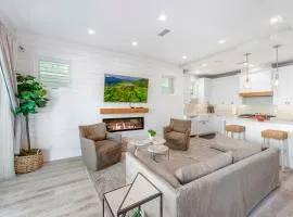 Spacious 5BR home with ocean views in Balboa Peninsula