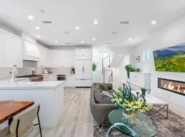 Cozy 2BR retreat on Balboa Peninsula, perfect for families!