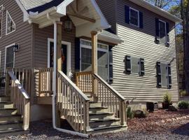Heart of Arrowhead Lake STR 21334 two night minimum, Hotel in Pocono Lake