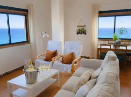 Blue Horizon Las Galletas, hotelli kohteessa Las Galletas