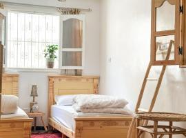 Surf and Stay Anza - Surf Territory, Hotel in Agadir