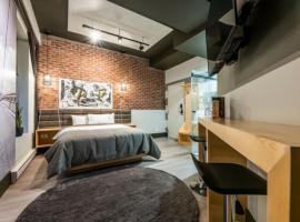 La Suite Hotel, viešbutis mieste Šaviniganas