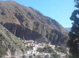 Alojamiento Lidia, hotel em Iruya