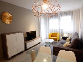 Apartamentos Real Lleida, hotell i Lleida